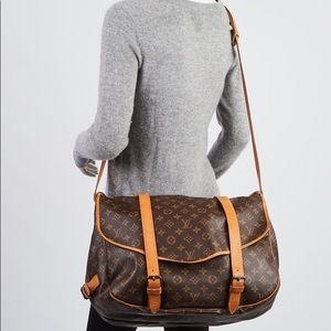 Extra large messenger Louis Vuitton